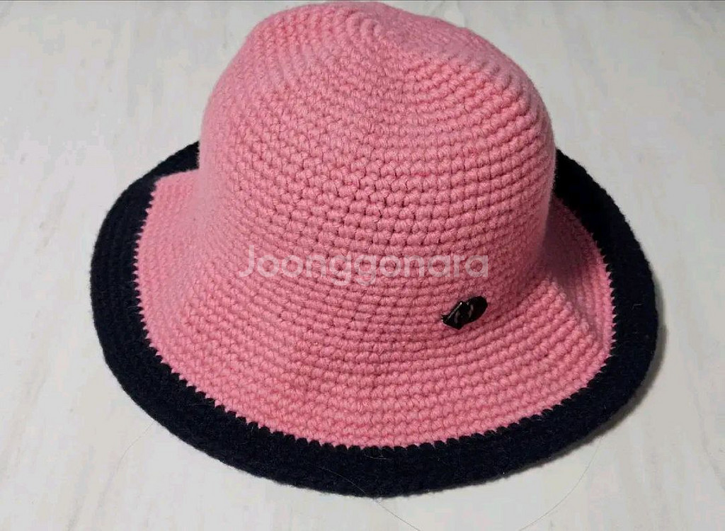 럭키슈에뜨 버킷햇--0