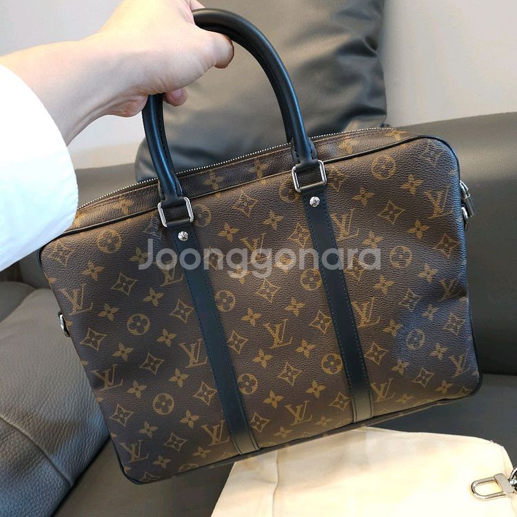루이비통 포르테 도큐멍 보야주 PM 모노그램 마카사르--7