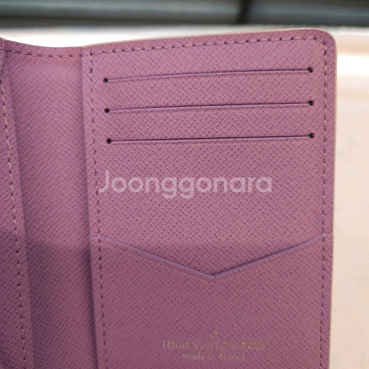 루이비통카드지갑 코믹스 한정판 보증서정품 새상품 m82--4