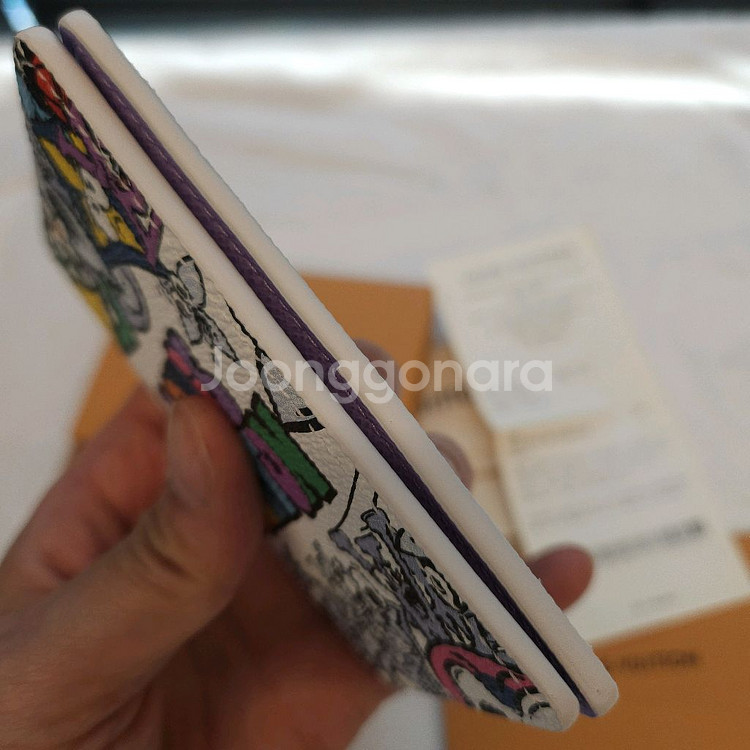 루이비통카드지갑 코믹스 한정판 보증서정품 새상품 m82--7