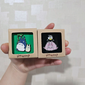 지브리파크 한정 이웃집토토로, 센과치히로 뱃지 세트