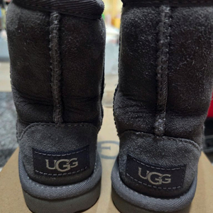 ugg 어그키즈 클래식라인 그레이