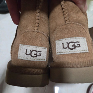 ugg 어그키즈 클래식라인 체스트넛