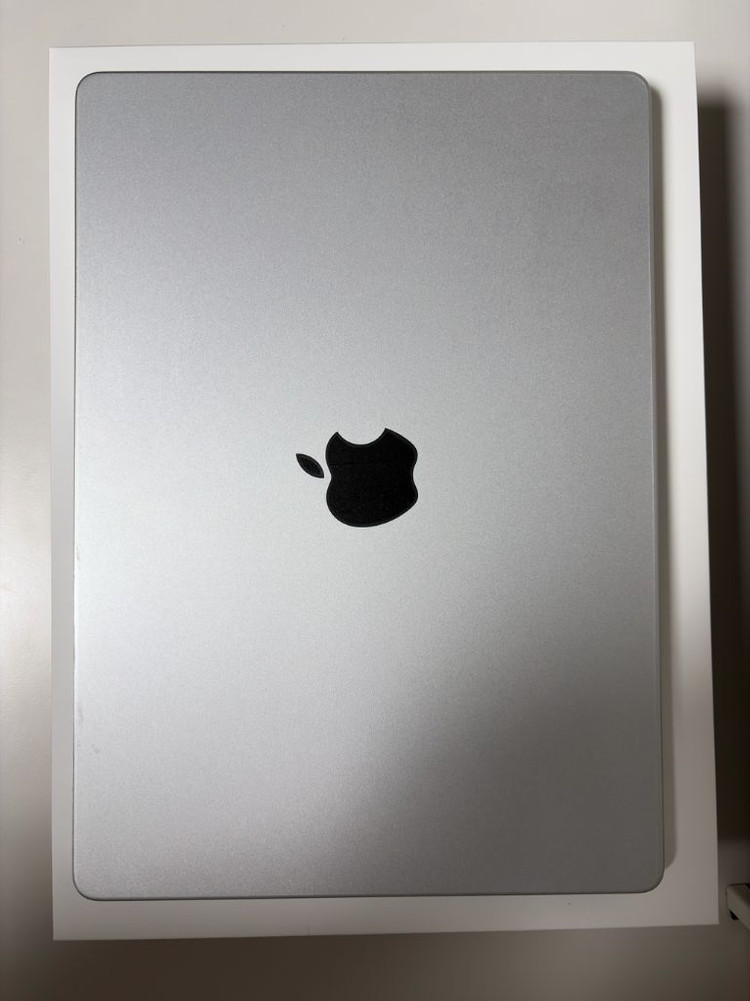 맥북프로m4 14인치 실버 512g 16g 풀박스--1