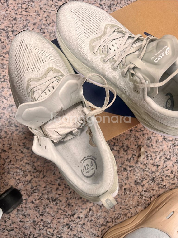 아식스 수퍼블라스트 2 (275) 중고--1