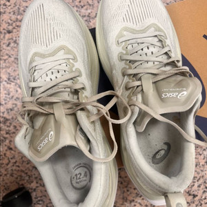 아식스 수퍼블라스트 2 (275) 중고