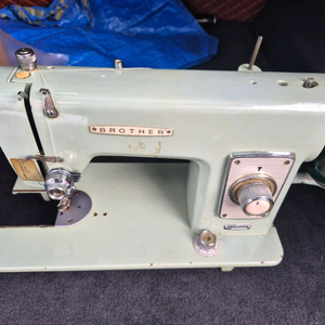 브라더 수동핸들 미싱