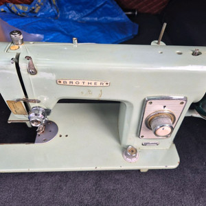 브라더 수동핸들 미싱