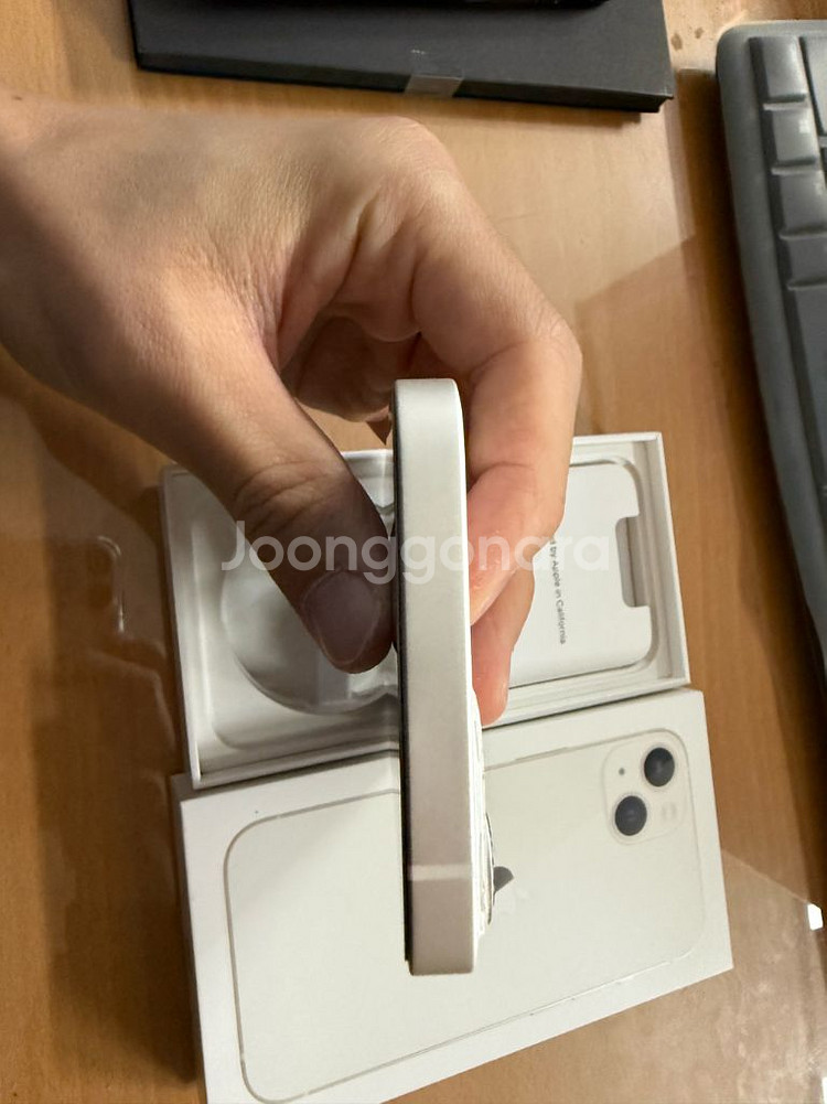 아이폰13 화이트 256g85% 케이스티파이 포함--5