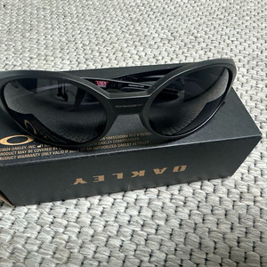 오클리 OO9438 아이자켓 리덕스 선글라스