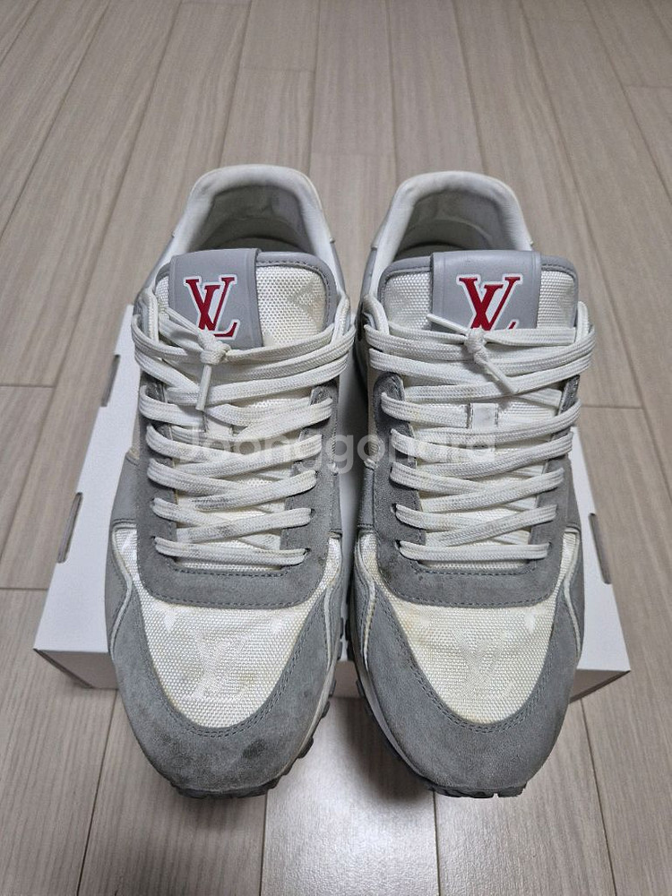 루이비통 런웨이 스니커즈--4