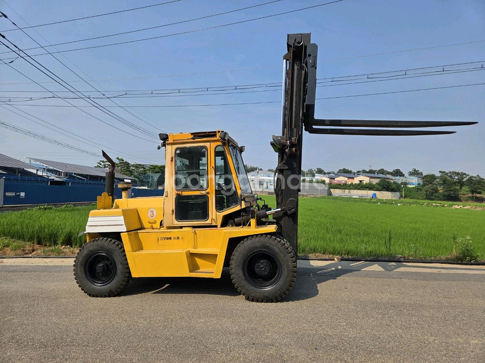 특A급!!중고지게차 두산 10톤 2003년식 풀옵션--3