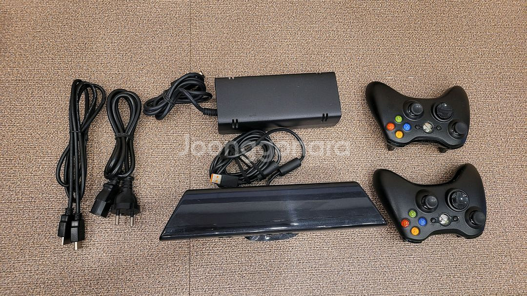 XBOX 360 슬림 250GB 세트로 일괄 판매--4