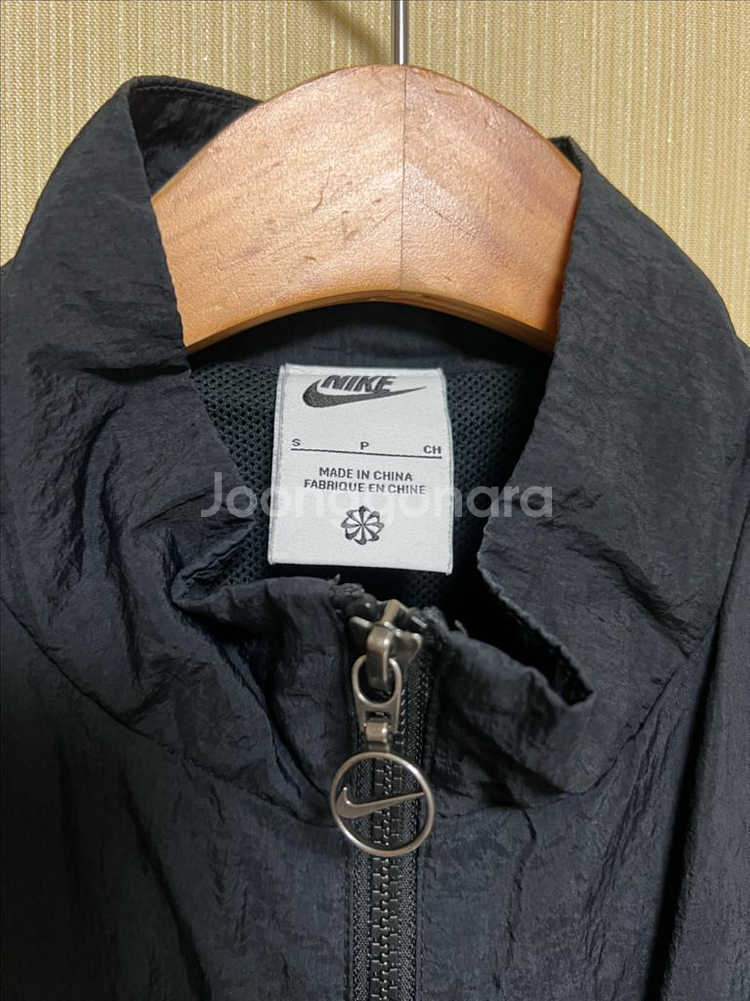 나이키 여자 우븐 바람막이 점퍼--2