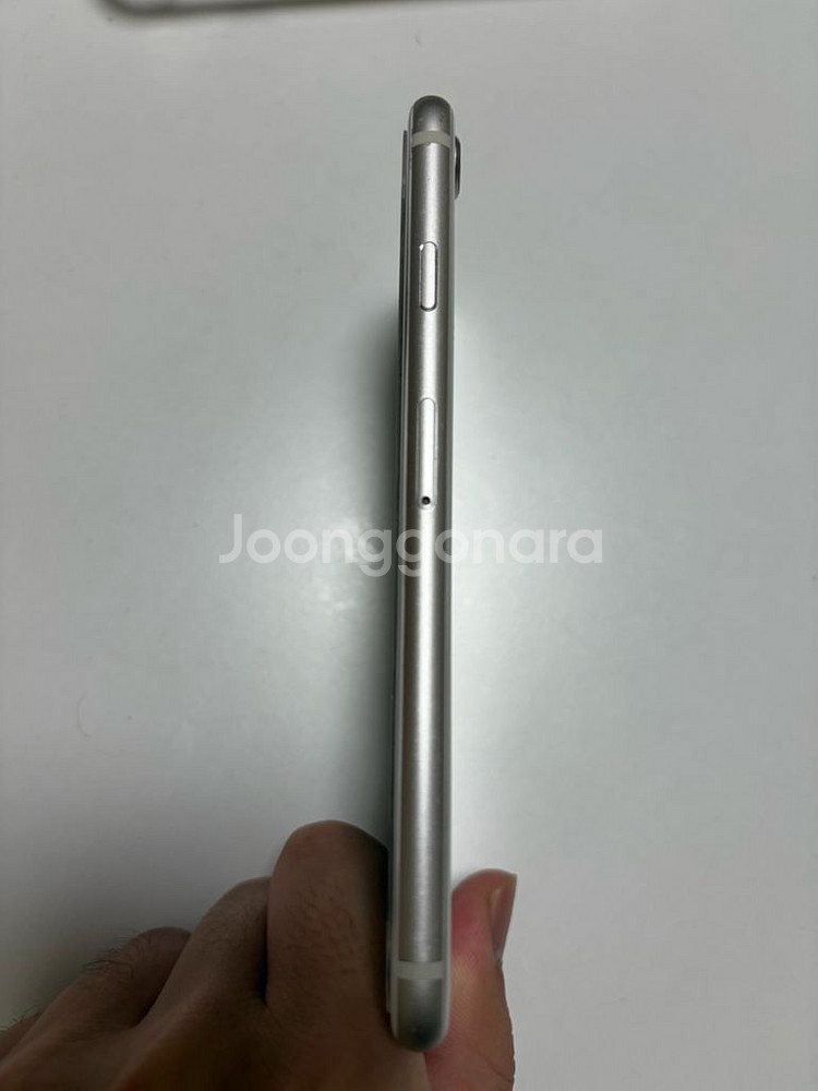 아이폰se3 스타라이트 128g 화이트베젤--2