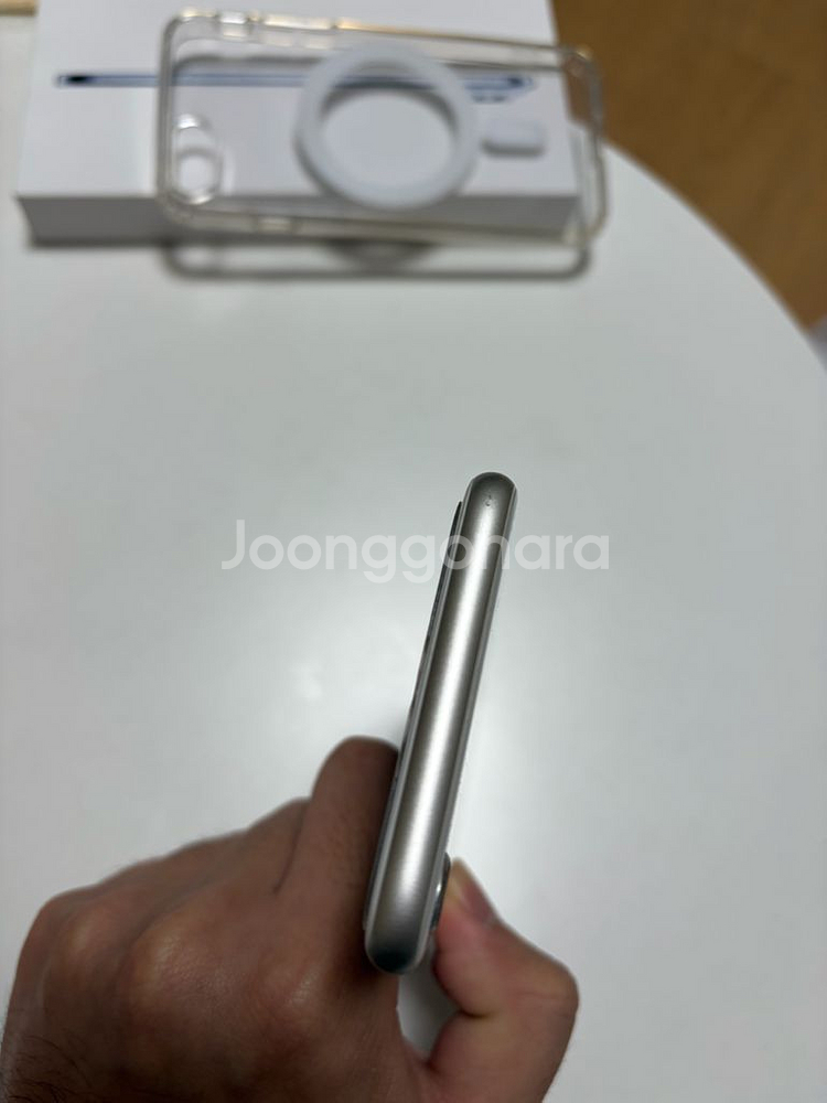 아이폰se3 스타라이트 128g 화이트베젤--5