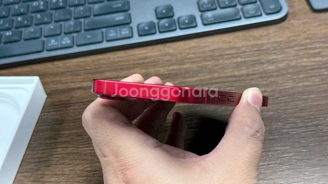 iPhone 13 mini 프로 덕트 레드 팝니다--6