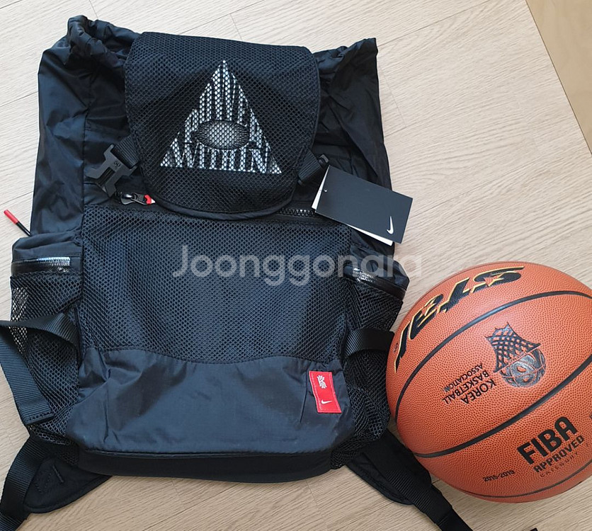 나이키 카이리 백팩 청록색 7만원--1