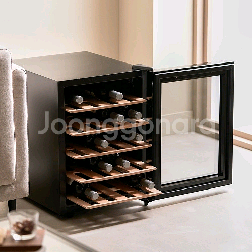 BOBOS 와인 냉장고와 와인잔 세트 함께 판매합니다---5