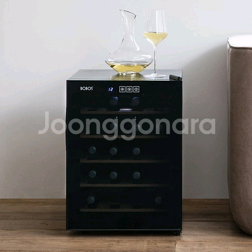 BOBOS 와인 냉장고와 와인잔 세트 함께 판매합니다---6