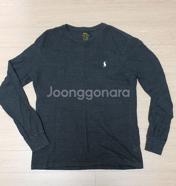 폴로 진회색 긴팔티셔츠 95사이즈 3만원--0