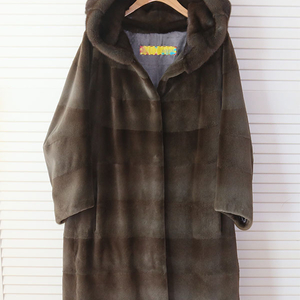 사바띠에 쉬어드 후드밍크코트