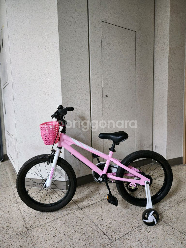 로얄베이비 프리스타일 18인치 자전거 팔아요--1