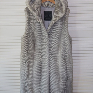 진도모피 후드밍크베스트