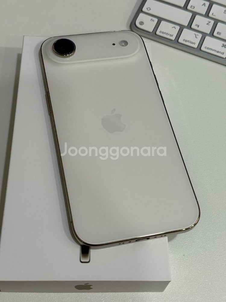 아이폰 17 에어 라이트골드--0