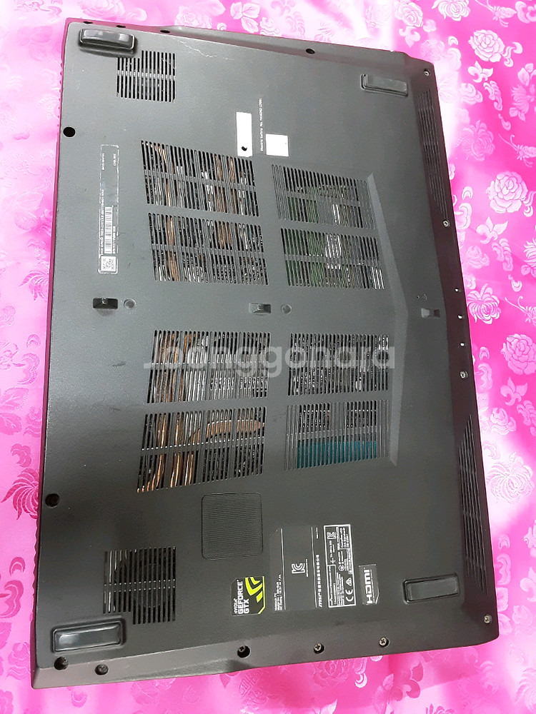 MSI 게이밍노트북 i7 GTX1050Ti--6