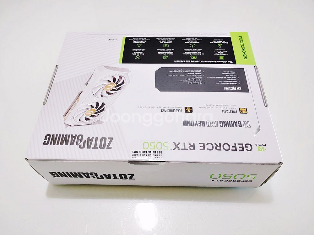 조텍 지포스 RTX 5050 화이트 트윈엣지 미개봉--2
