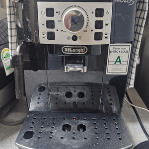 중고)드롱기 전자동 커피머신 마그니피카S