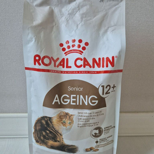 로얄캐닌 에이징 12+ 고양이 사료 2kg