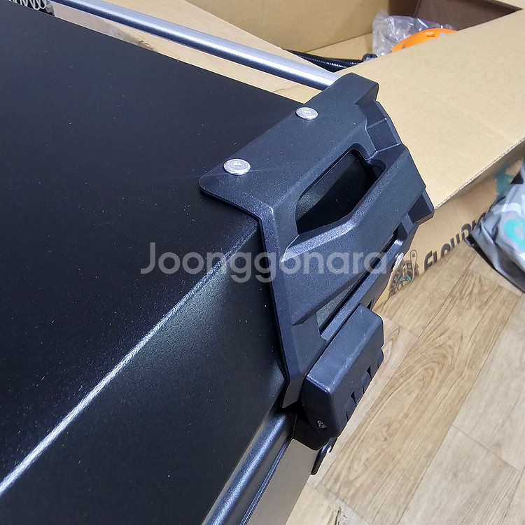 알루미늄 탑박스 B급 미사용 상품 65리터 12만원--3