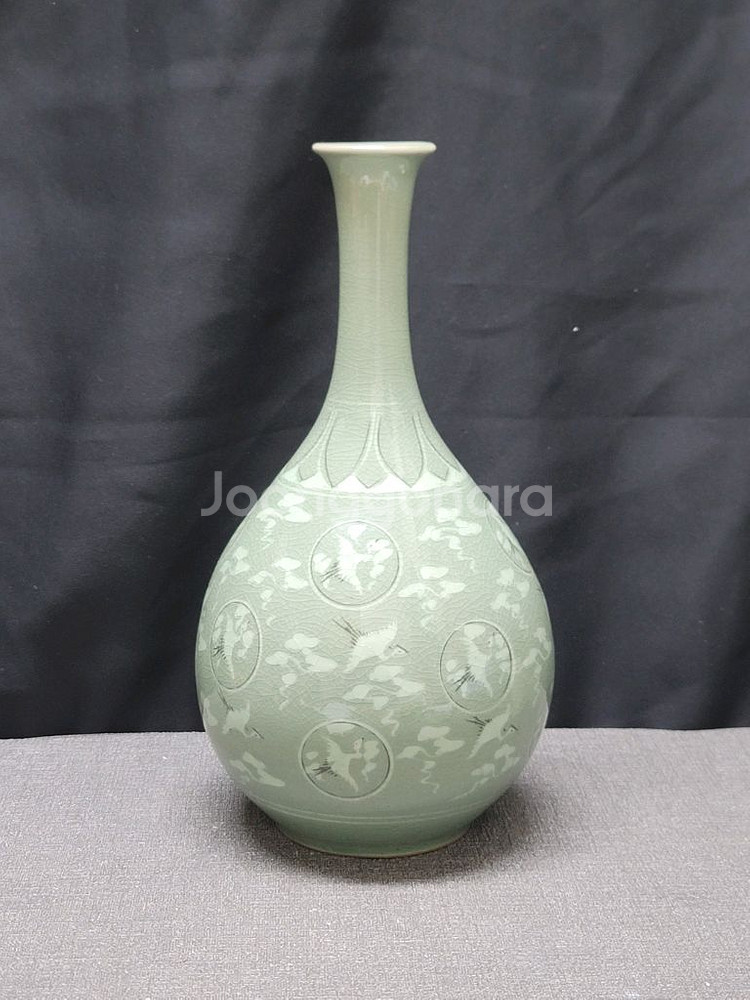 조경요 조경수선생 초기작품 청자 운학문 주병--0