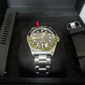 튜더 블랙베이 58 GMT 스틸리프 그린베젤