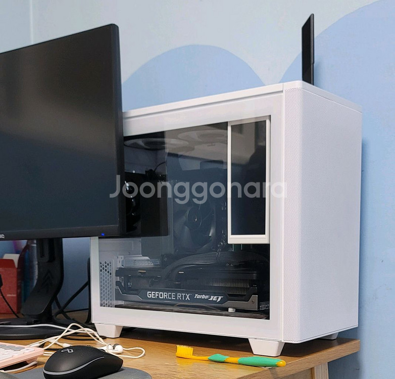 개인 컴퓨터 판매(라이젠7500f램32기가3070)--0