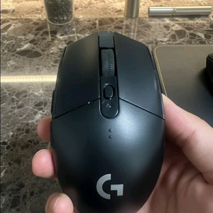 로지텍 G304 블랙 마우스