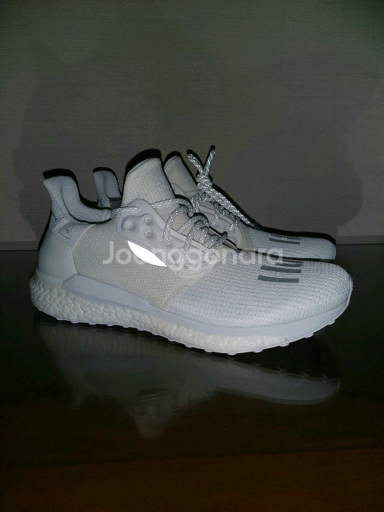 (285) 아디다스 오리지널스 퍼렐 휴먼레이스 화이트--4