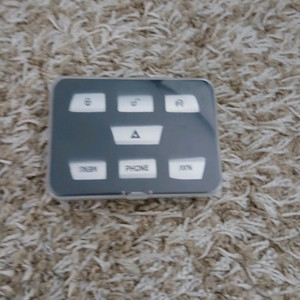 미개봉 신품 2세대 재규어XF메탈버튼 판매합니다