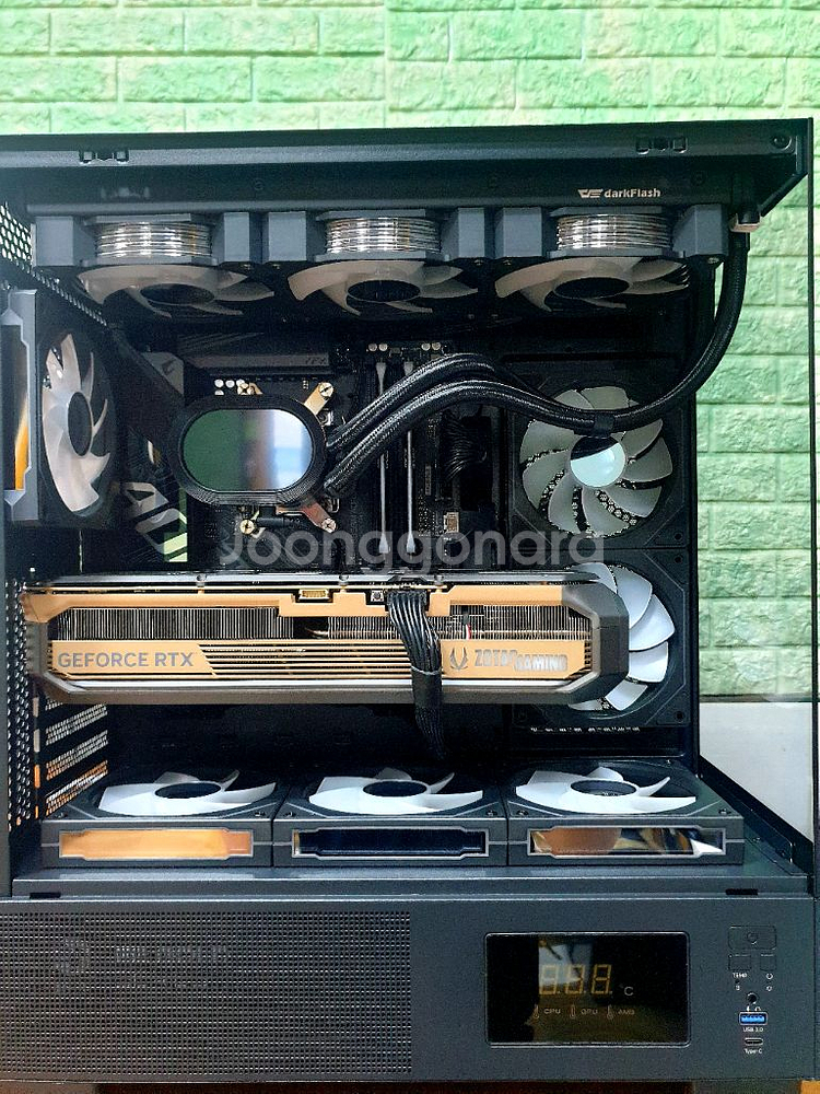 미사용 ) 9800X3D & RTX5070TI 컴퓨터--0