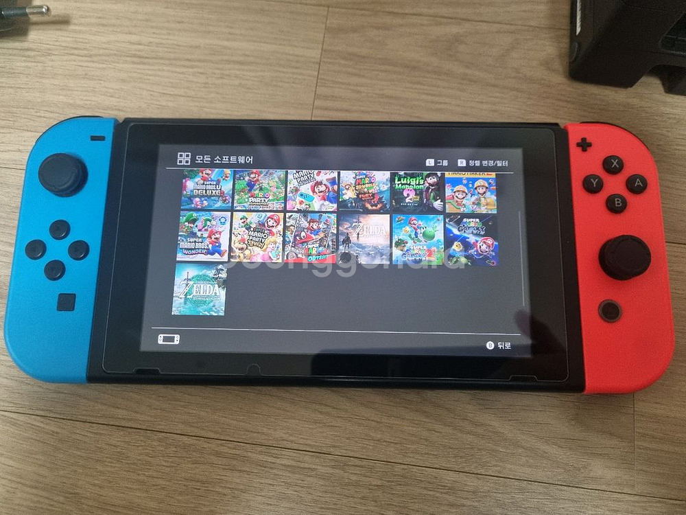 닌텐도스위치 게임설치 19개 + 스컬앤코 케이스--2