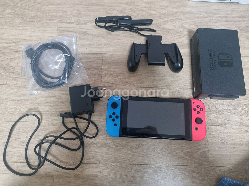 닌텐도스위치 게임설치 19개 + 스컬앤코 케이스--4