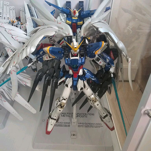 메탈킹덤 윙건담 판매합니다