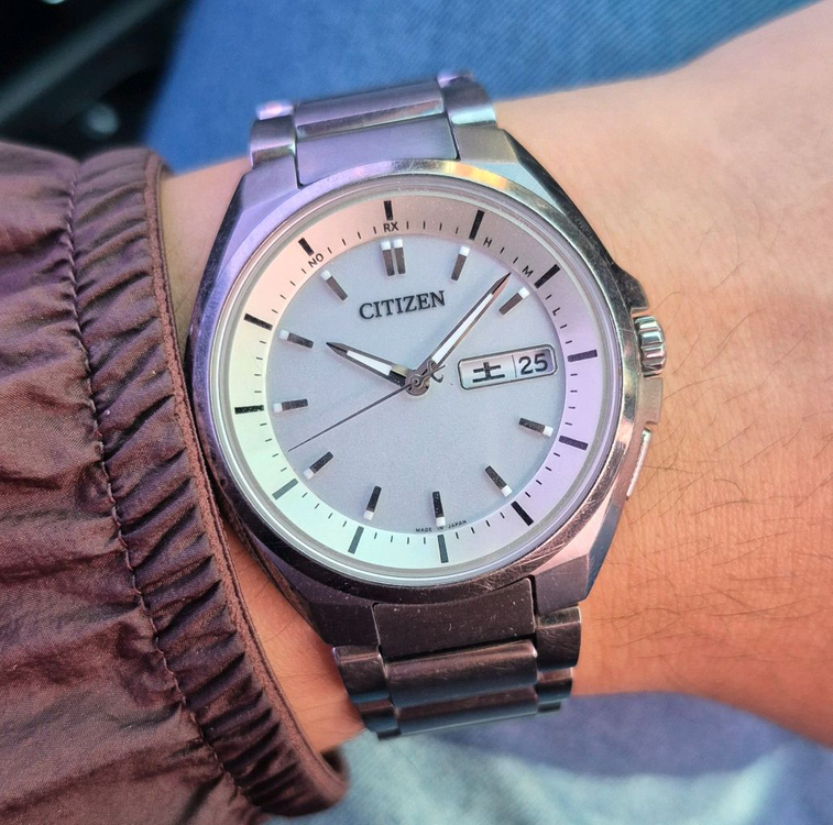 시티즌 아테사 AT6050-54A 흰판 정리합니다.--0