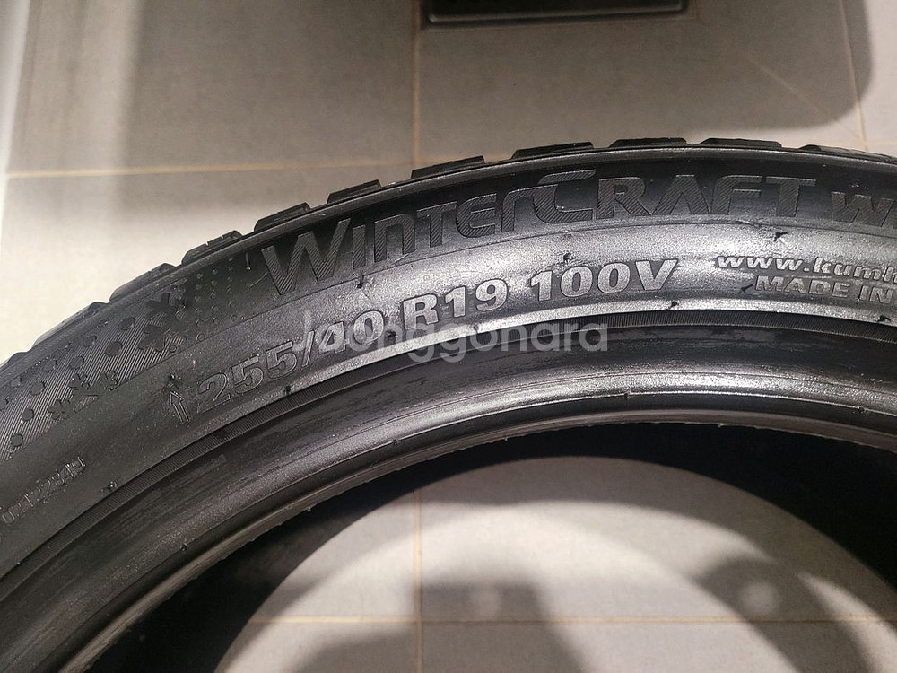 19인치 윈터 타이어 2짝--3