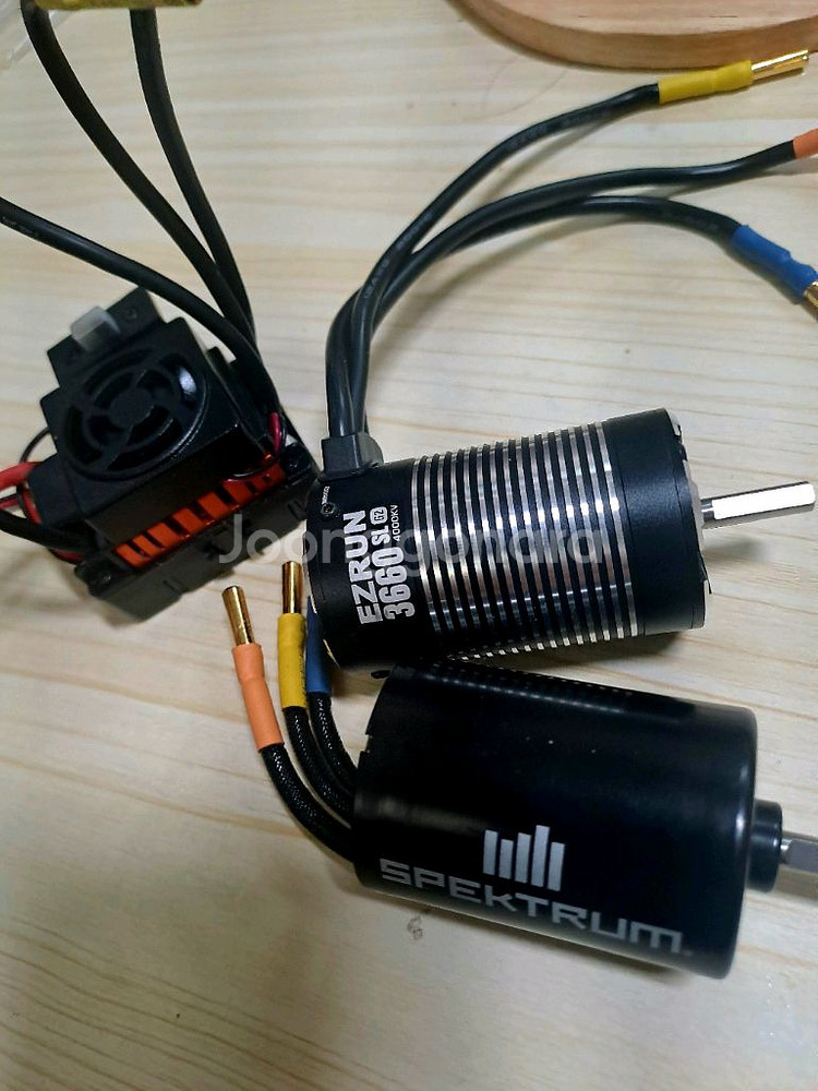 1/10 모변팝니다--0