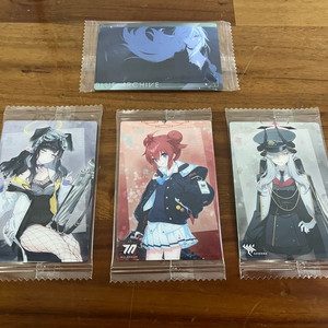 블루 아카이브 웨하스 카드 미개봉 미사용 새상품