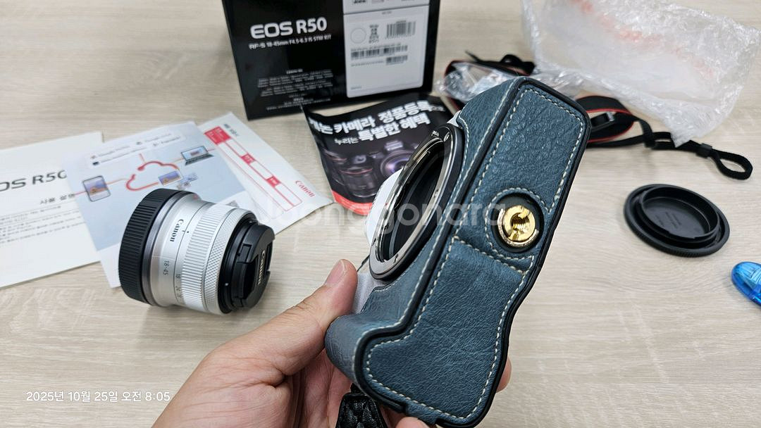 캐논 EOS R50 화이트 18-45mm 렌즈킷(최상)--4