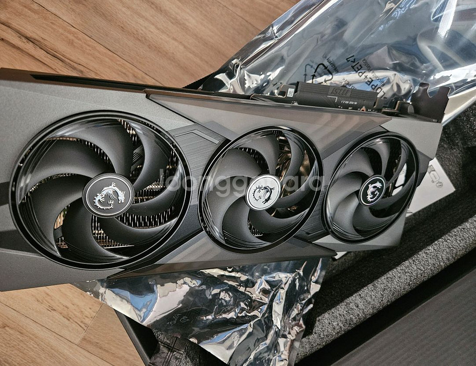 수원 직거래 그래픽카드 msi rtx 5070 판매--1